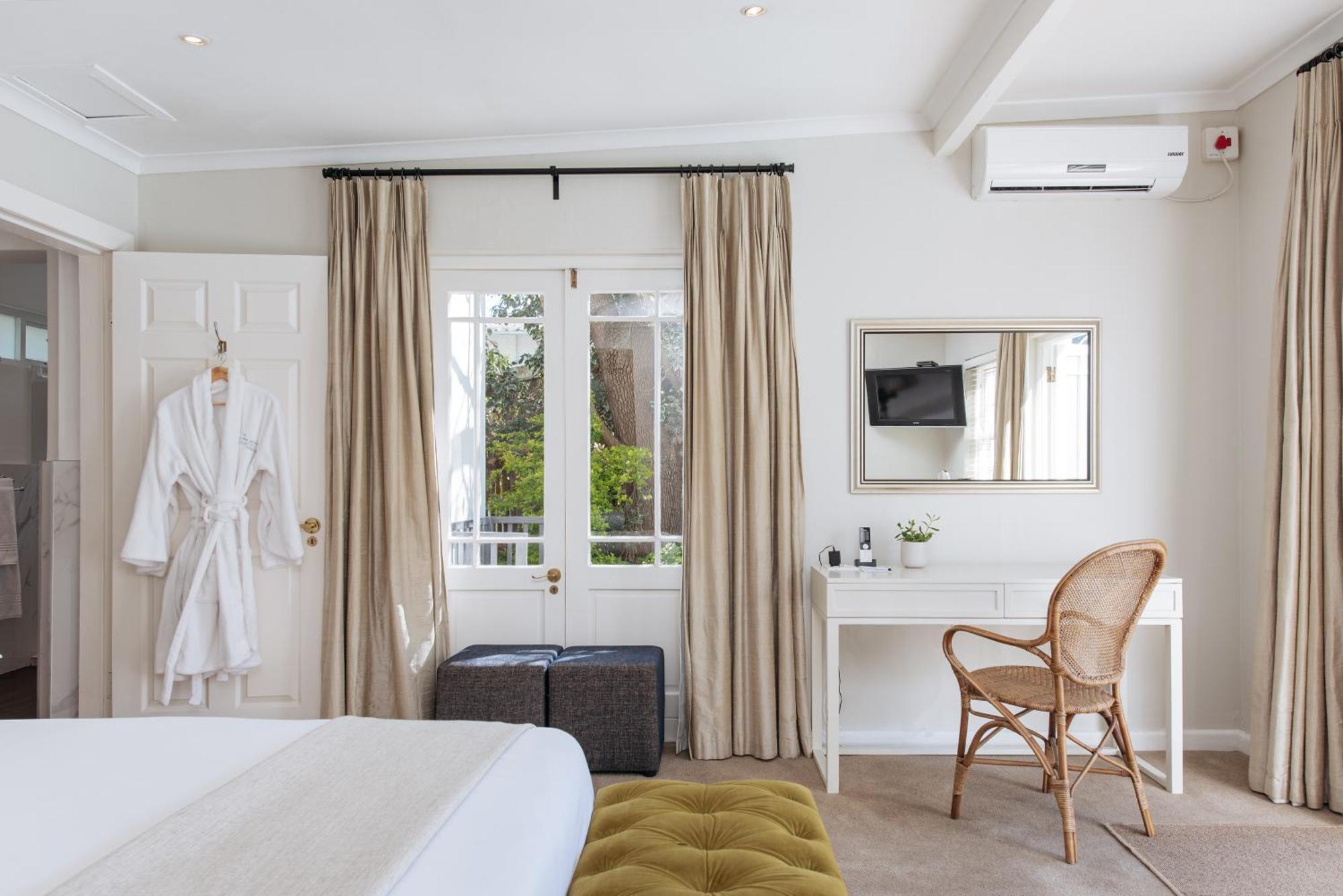River Manor Boutique Hotel By The Living Journey Collection ステレンボッシュ エクステリア 写真