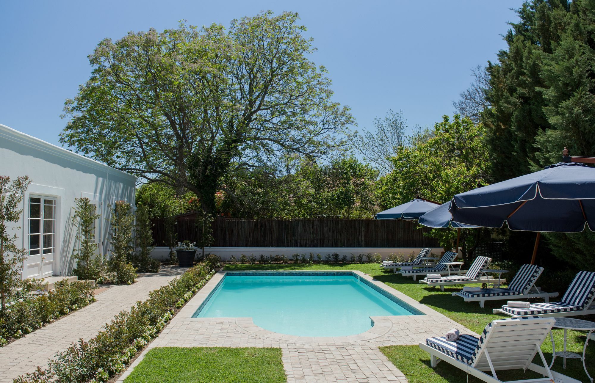 River Manor Boutique Hotel By The Living Journey Collection ステレンボッシュ エクステリア 写真